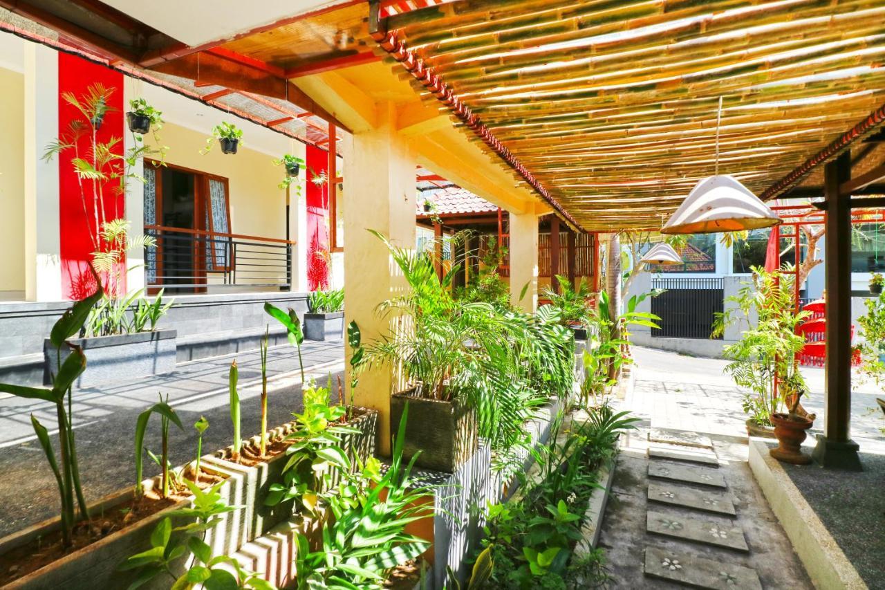 Taste Of Bali Hostel Kuta Lombok Eksteriør bilde