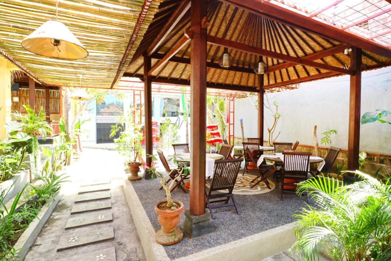 Taste Of Bali Hostel Kuta Lombok Eksteriør bilde