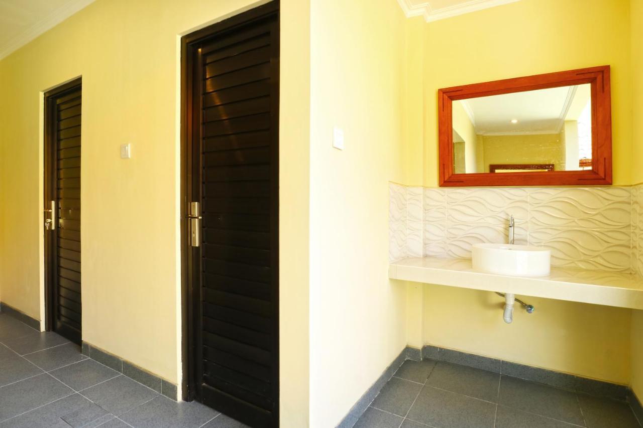 Taste Of Bali Hostel Kuta Lombok Eksteriør bilde
